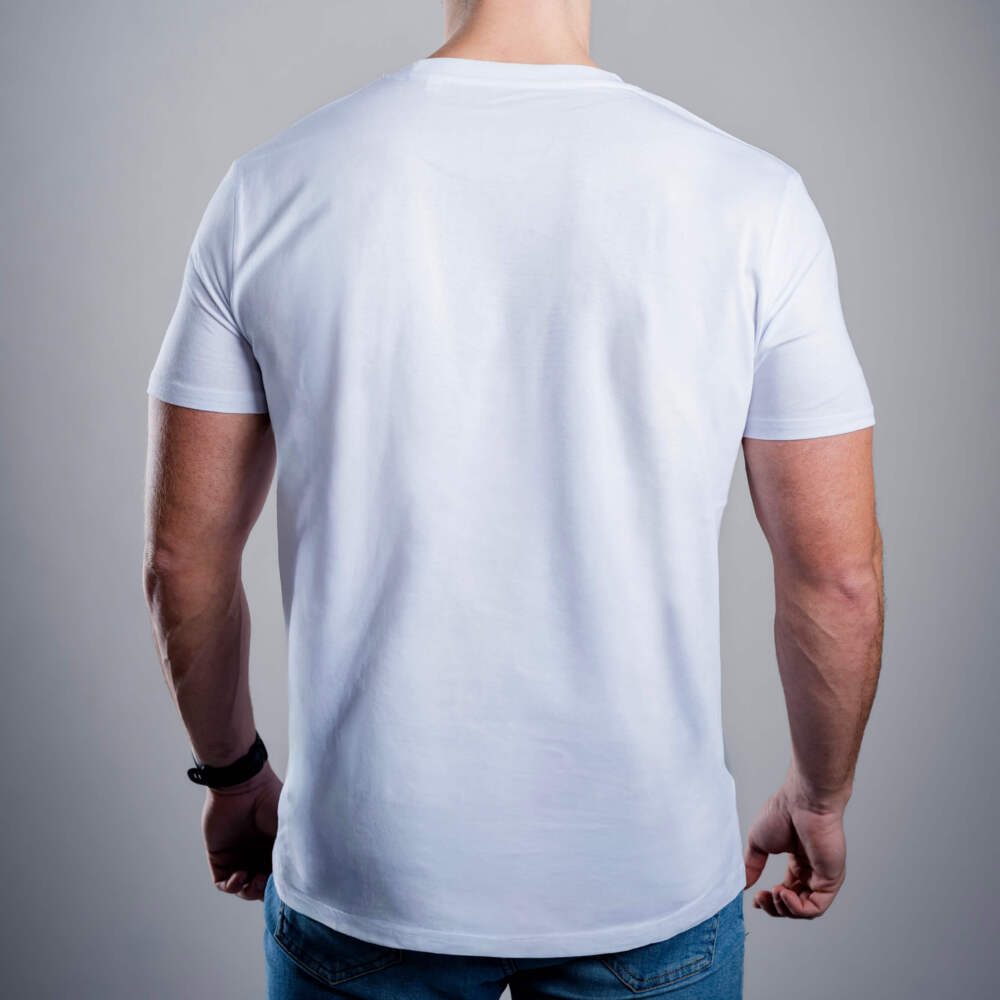 Kratom World Herren-T-Shirt mit dem Motiv „Me? On Kratom? Never.“ – originelles Merch für Kratom-Liebhaber und Fans der Marke Kratom World, stylisches Streetwear-Design mit auffälligem Print, bequemes T-Shirt für den All